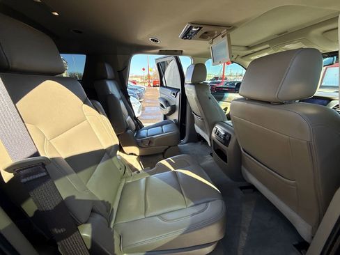 Used 2019 GMC Yukon SLT w/ Open Road Package image 16