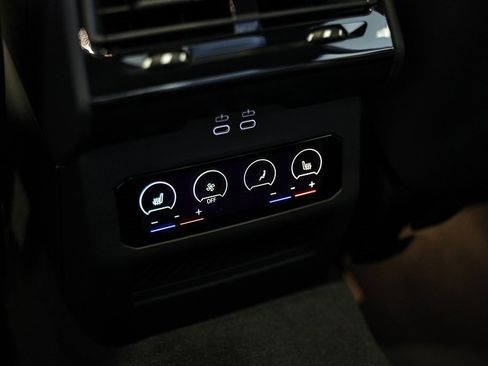 New 2026 BMW M5 Base w/ Executive Package image 27