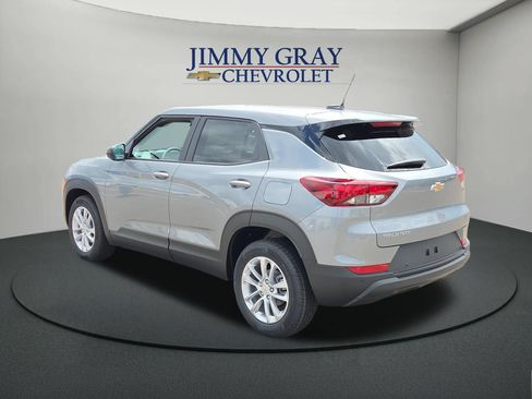 New 2026 Chevrolet TrailBlazer LS w/ LS Convenience Package FWD image 3