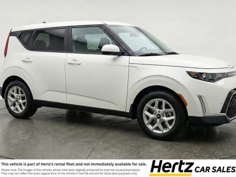 Used 2025 Kia Soul LX w/ LX Technology Package image 1