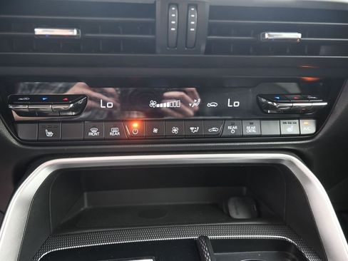 Used 2024 MAZDA CX-90 3.3 Turbo w/ Premium Package image 11