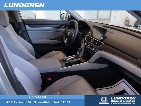 Used 2018 Honda Accord EX image 33