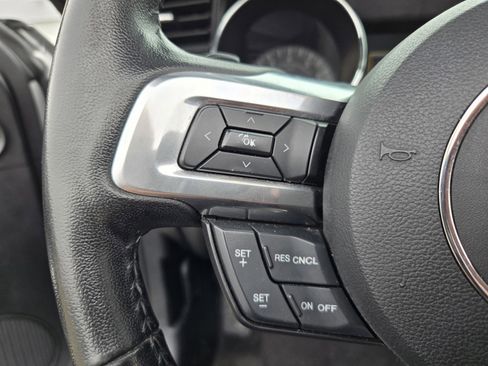 Used 2016 Ford Mustang V6 w/ Equipment Group 051A image 13