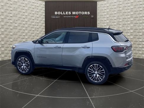 Certified 2022 Jeep Compass Limited w/ Elite Group image 7