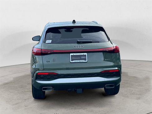 Used 2025 Audi Q5 Premium Plus w/ Premium Plus image 6