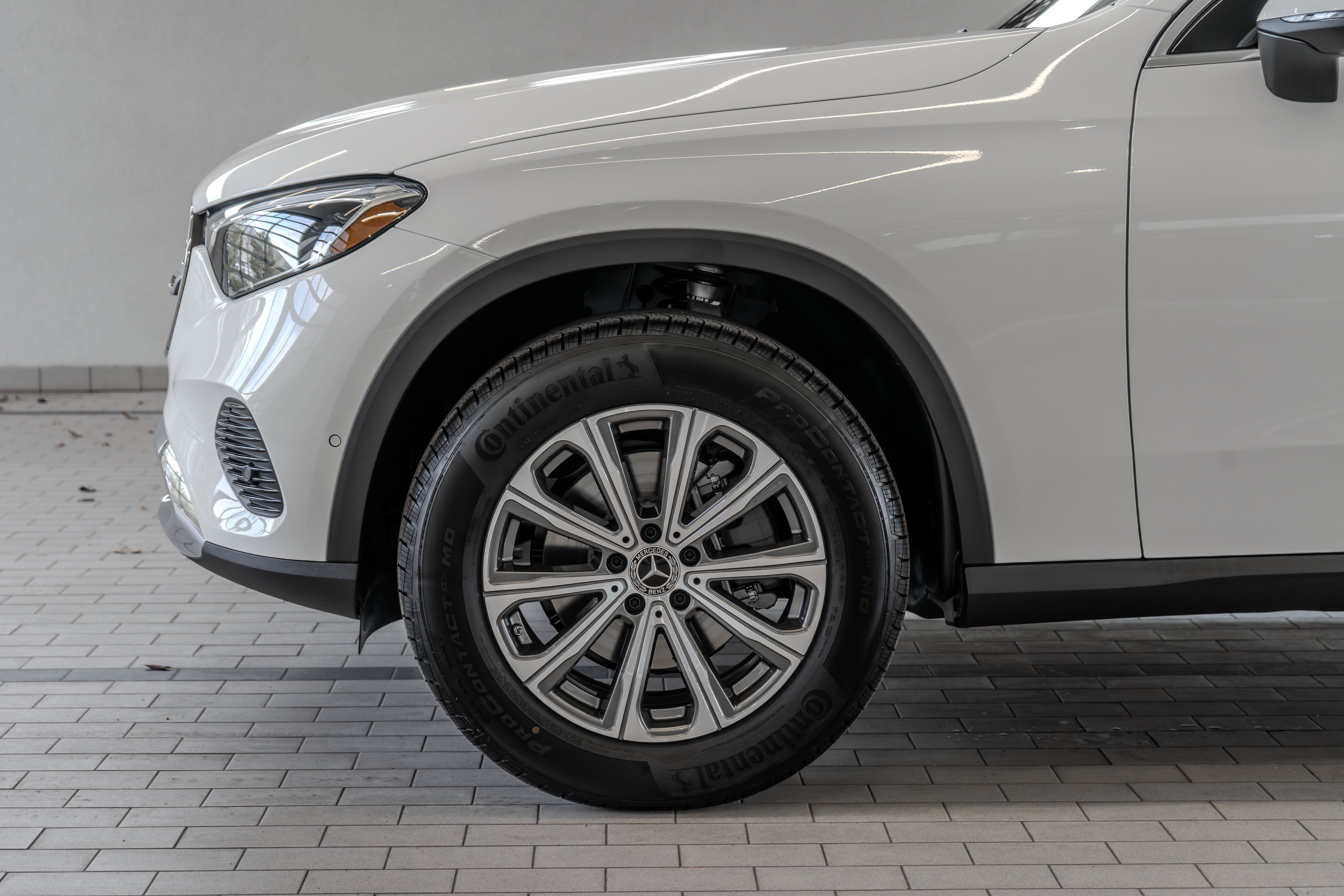 Certified 2026 Mercedes-Benz GLC 300 4MATIC image 4