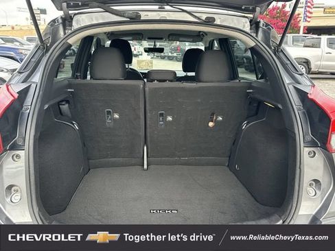 Used 2018 Nissan Kicks S w/ Interior Electronics Package FWD image 29
