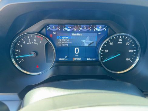 Used 2022 Ford Expedition XLT image 19