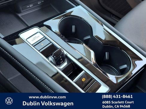 New 2024 Volkswagen Atlas SE AWD/4WD image 16