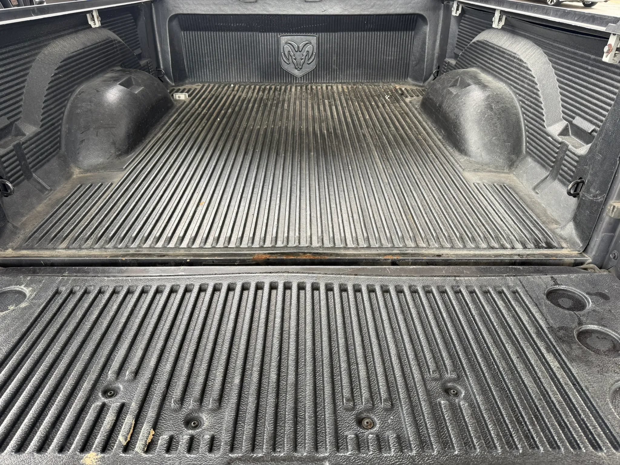 Used 2014 RAM 1500 Sport w/ Remote Start & Security Group AWD/4WD image 8