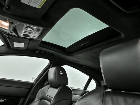 Used 2015 Jaguar XF Portfolio image 21