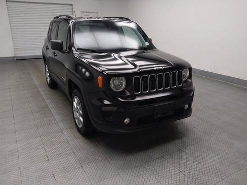 Used 2022 Jeep Renegade Latitude AWD/4WD image 13