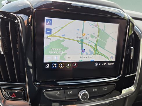 Used 2022 Chevrolet Traverse RS FWD image 18