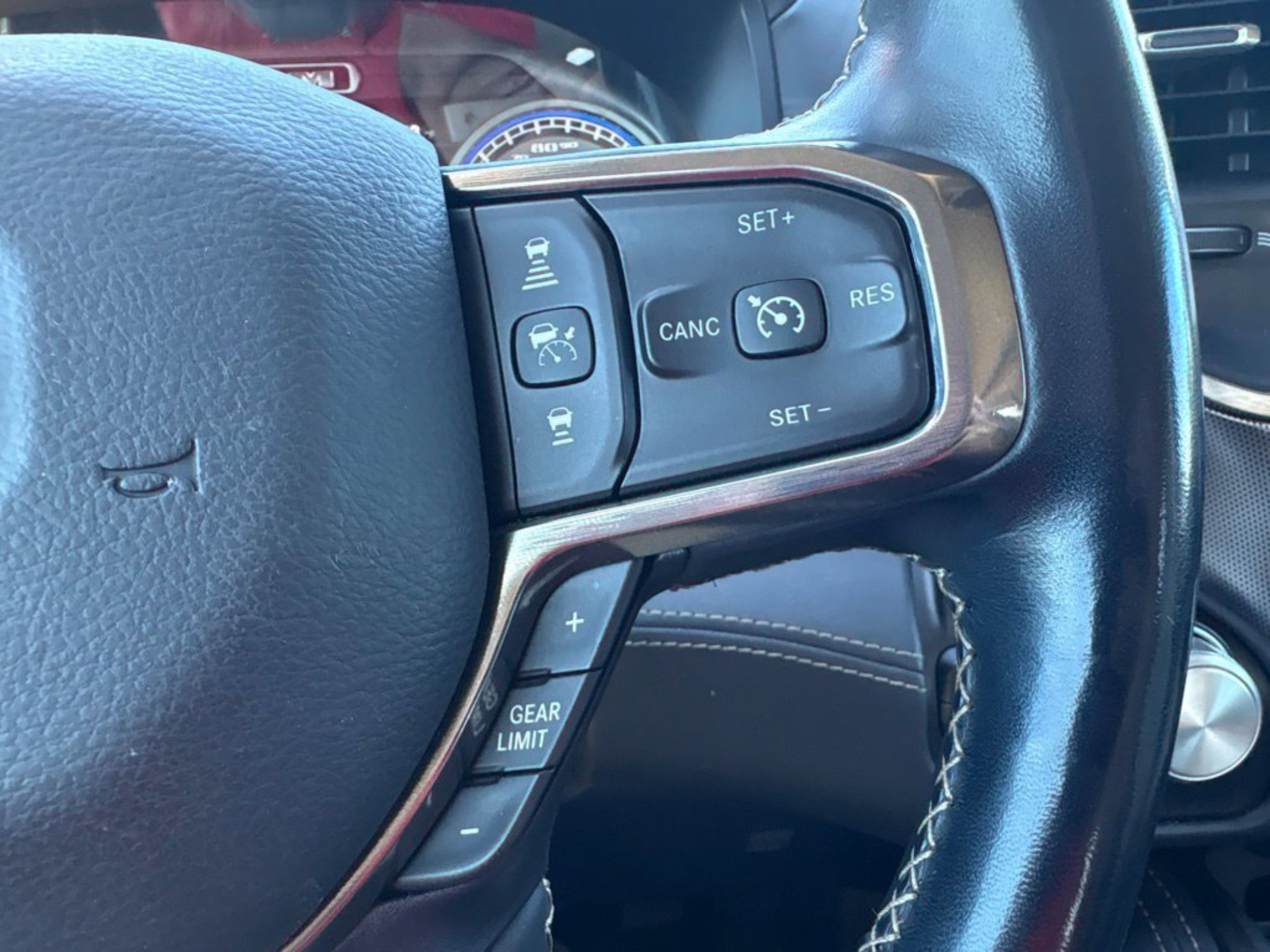 Used 2021 RAM 1500 Limited AWD/4WD image 13