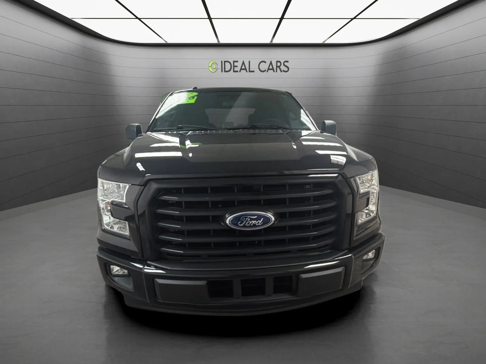 Used 2017 Ford F150 XL w/ Equipment Group 101A Mid RWD image 2