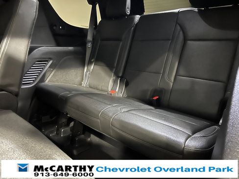 Used 2022 Chevrolet Tahoe Z71 w/ Luxury Package image 32