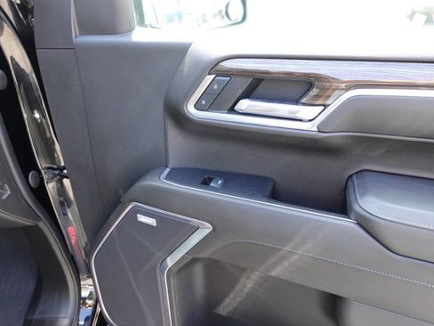 Used 2022 Chevrolet Silverado 1500 LT Trail Boss image 41