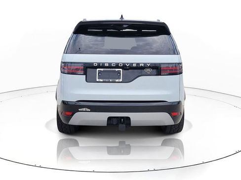 Used 2023 Land Rover Discovery Metropolitan Edition AWD/4WD image 6