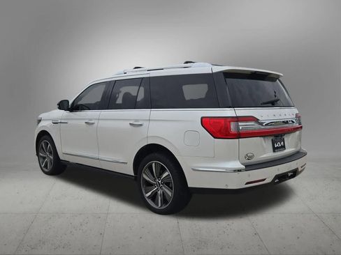 Used 2019 Lincoln Navigator Reserve AWD/4WD image 4