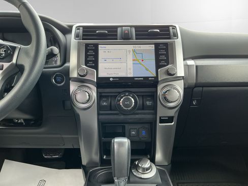 Certified 2022 Toyota 4Runner SR5 Premium AWD/4WD image 11
