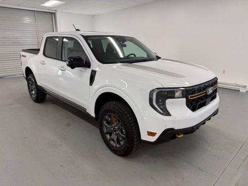 New 2026 Ford Maverick Tremor image 3