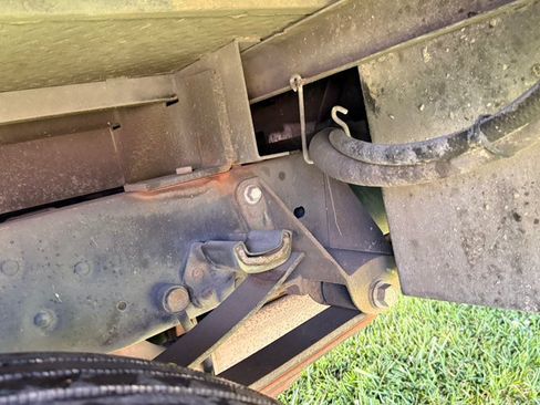 Used 2015 Ford F550 2WD Regular Cab Super Duty image 27