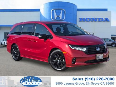 Used 2024 Honda Odyssey Sport image 1