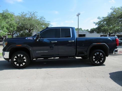 Used 2020 GMC Sierra 2500 SLT w/ SLT Convenience Package AWD/4WD image 4