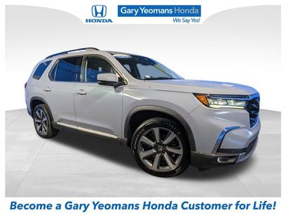 Certified 2025 Honda Pilot Touring
