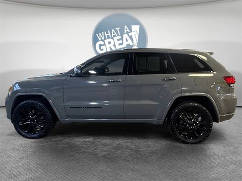 Used 2020 Jeep Grand Cherokee Altitude image 7
