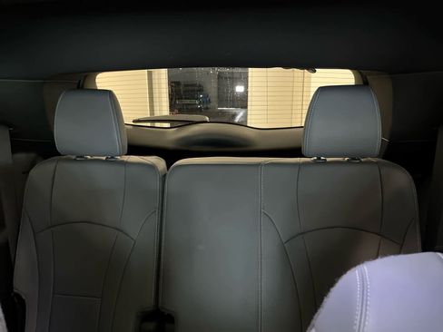 Used 2023 Buick Enclave Essence w/ Experience Buick Package image 14