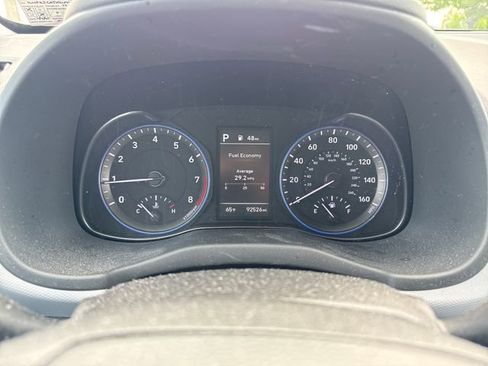 Used 2020 Hyundai Kona Limited AWD/4WD image 25