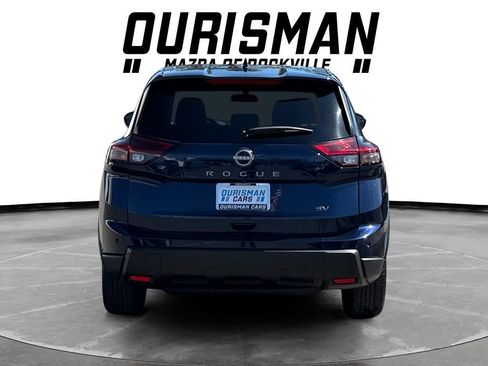 Used 2024 Nissan Rogue SV FWD image 5