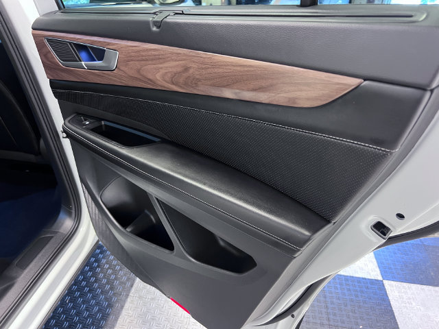 Certified 2024 Volkswagen Atlas SE FWD image 14