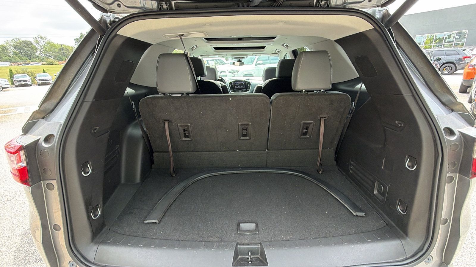 Used 2019 Chevrolet Traverse LT w/ LT Premium Package FWD image 13