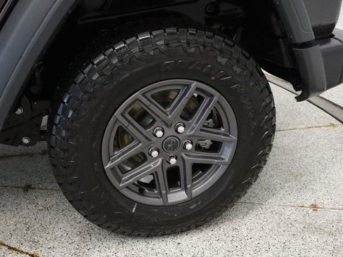 New 2026 Jeep Wrangler Unlimited Sport AWD/4WD image 14