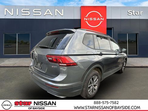 Used 2021 Volkswagen Tiguan S image 2