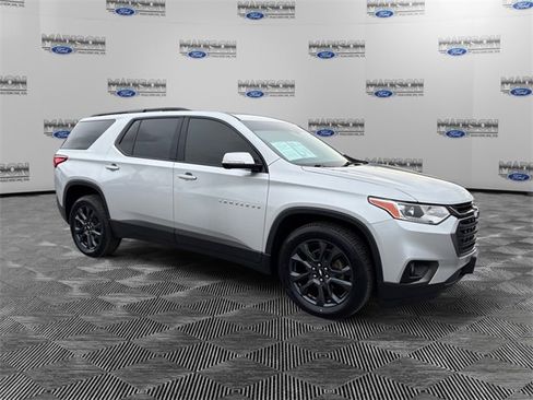 Used 2020 Chevrolet Traverse RS image 7