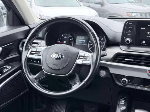 Used 2021 Kia Telluride S AWD/4WD image 29