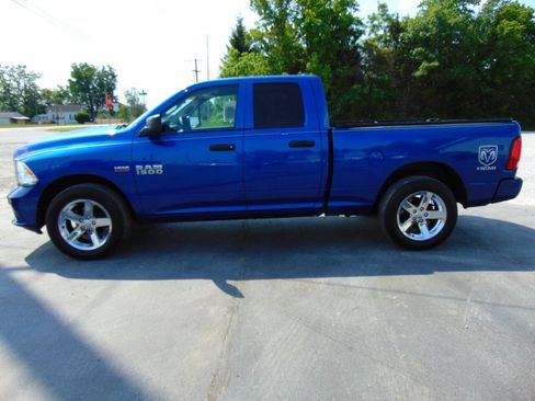 Used 2017 RAM 1500 Express w/ Express Value Package AWD/4WD image 6