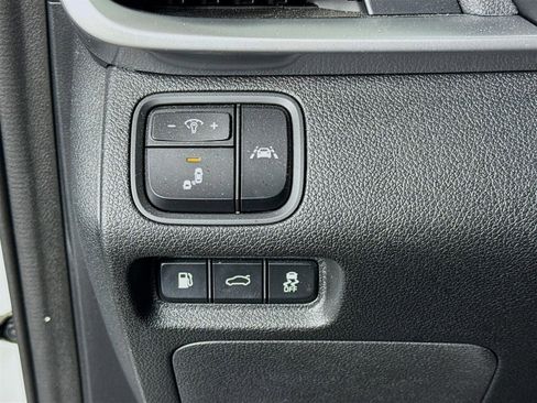 Certified 2019 Kia Optima SX image 10