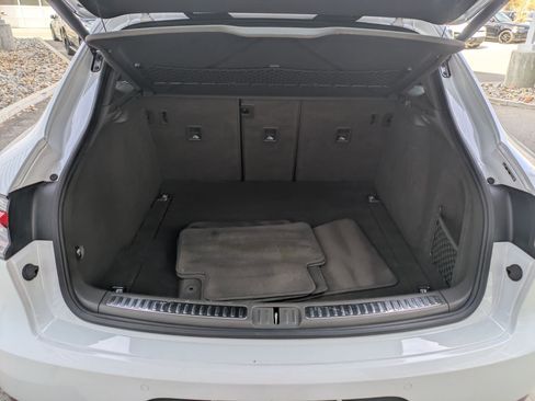 Used 2020 Porsche Macan S image 33