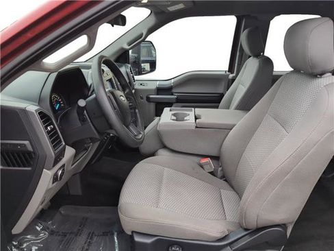 Used 2018 Ford F150 XLT w/ XTR Package image 9