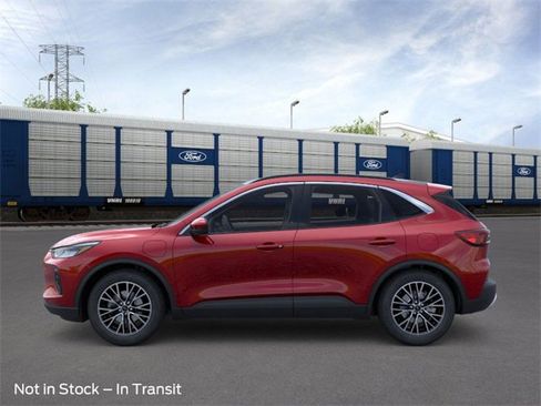 New 2026 Ford Escape SE image 3