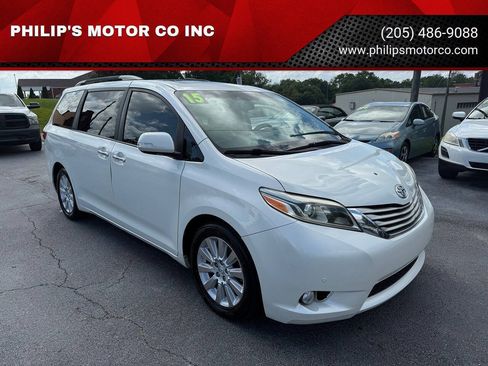 Used 2015 Toyota Sienna Limited FWD image 1