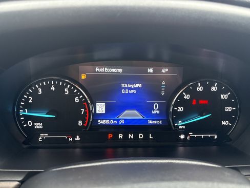 Certified 2023 Ford Explorer Limited AWD/4WD image 25