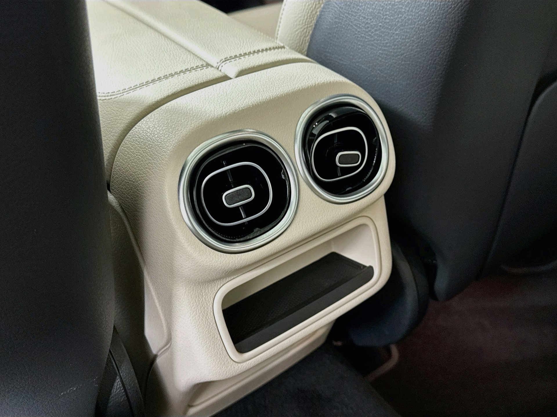 Certified 2026 Mercedes-Benz GLC 300 4MATIC image 26