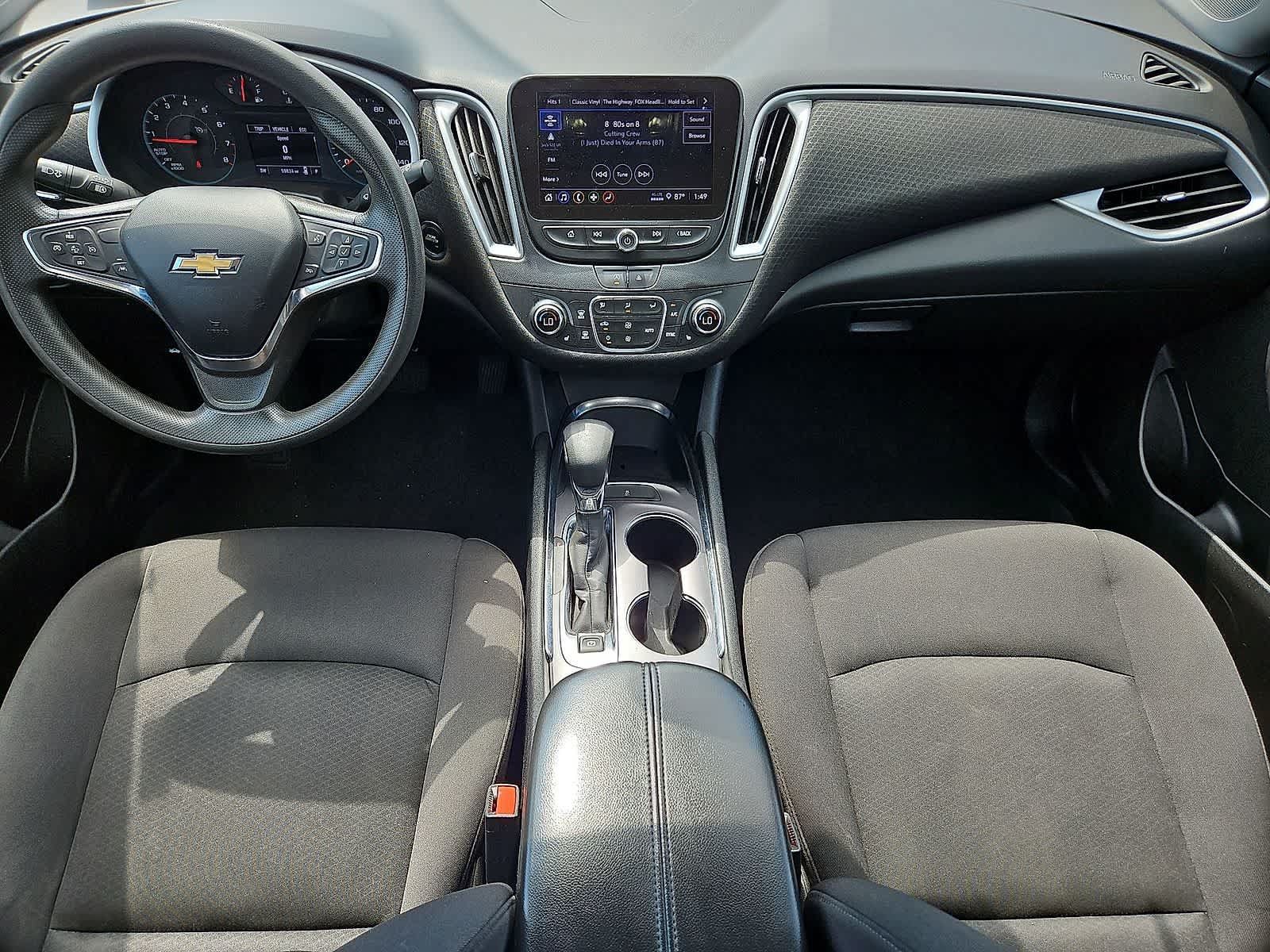 Used 2023 Chevrolet Malibu LT FWD image 11