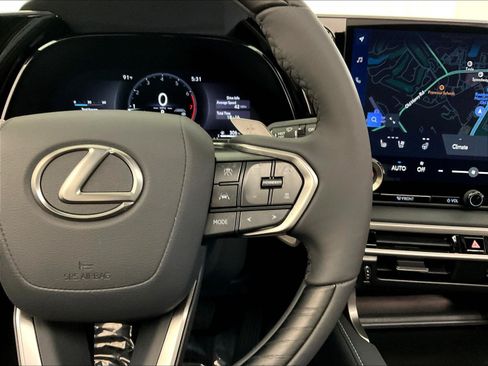 Used 2025 Lexus RX 350 F Sport AWD/4WD image 12