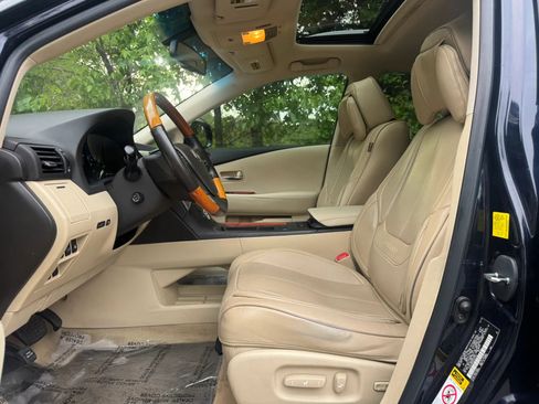 Used 2010 Lexus RX 350 2WD image 16